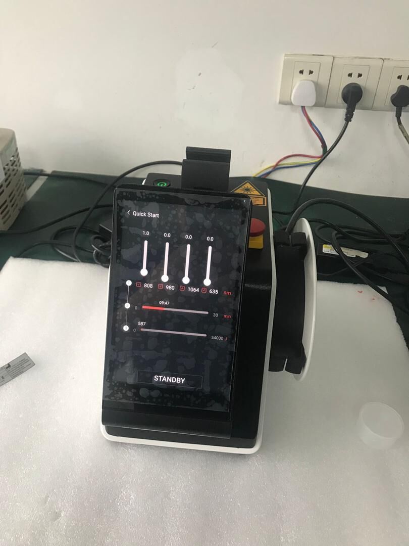 Draagbare 980nm chirurgische d - Teeth Whitening Laser recensie en prijs